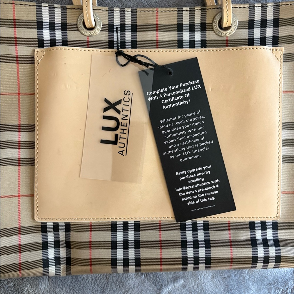 Burberry Nova Check Tote w/outside leather pocket. MOVING SOUTH PRICES SLASHED! - Picture 2 of 4